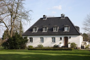 Het schilddak ziet men vanaf 1930 steeds vaker in Nederland en dan vooral op het platteland.© Irina Fischer - Fotolia